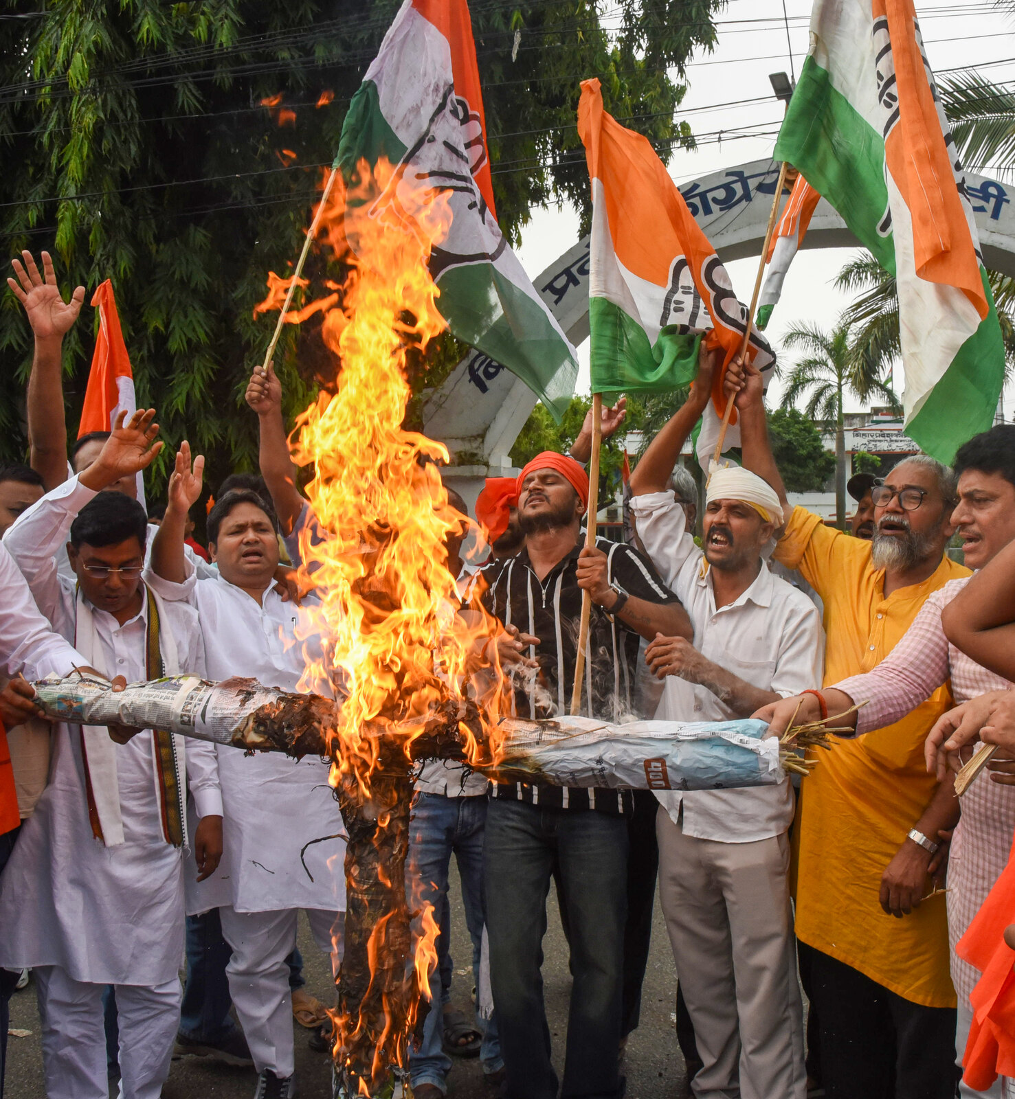 पटना: पप्पू यादव पर हमले के खिलाफ कांग्रेस का प्रदर्शन