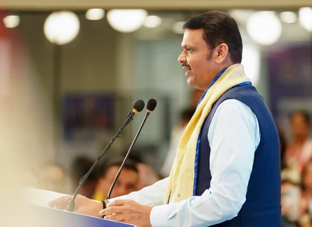 महाराष्ट्र: माथाडी कानून रहेगा जारी, वडाला में 3000 मजदूरों को घर देगी सरकार- मुख्यमंत्री फडणवीस