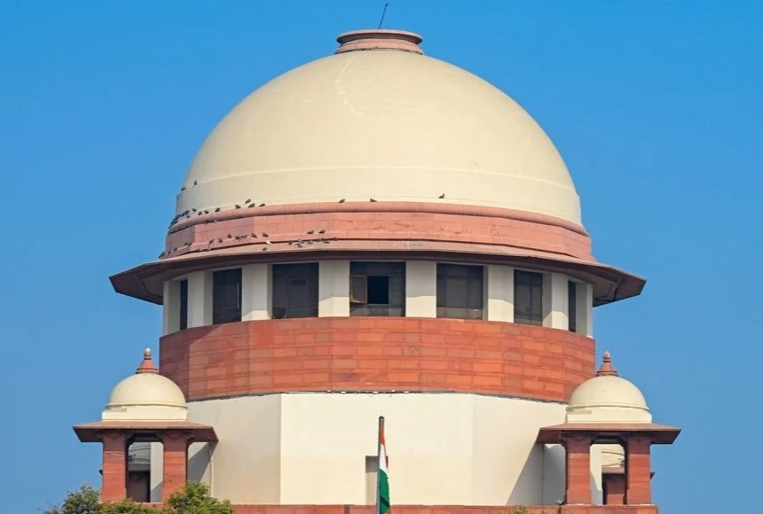 एसिड अटैक पीड़ितों को रेल किराए में मिलेगी रियायत, सुप्रीम कोर्ट के निर्देश पर केंद्र बनाएगा नीति