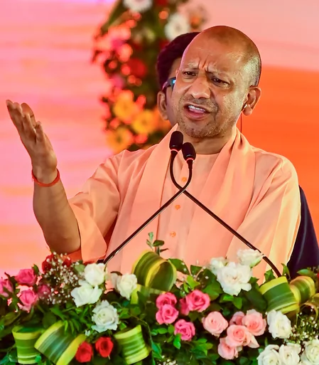 प्रतापगढ़ और सुल्तानपुर को 1200 करोड़ की सौगात, CM योगी ने 210 विकास परियोजनाओं का किया लोकार्पण व शिलान्यास