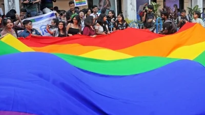तुर्की: 'परिवार की सुरक्षा' अभियान के तहत LGBTQ+ समुदाय पर देशव्यापी कार्रवाई, 100 से ज़्यादा हिरासत में