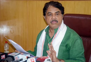 कर्नाटक: मंत्री नागेंद्र की कैबिनेट में वापसी पर विवाद, भाजपा ने राहुल गांधी से पूछे तीखे सवाल