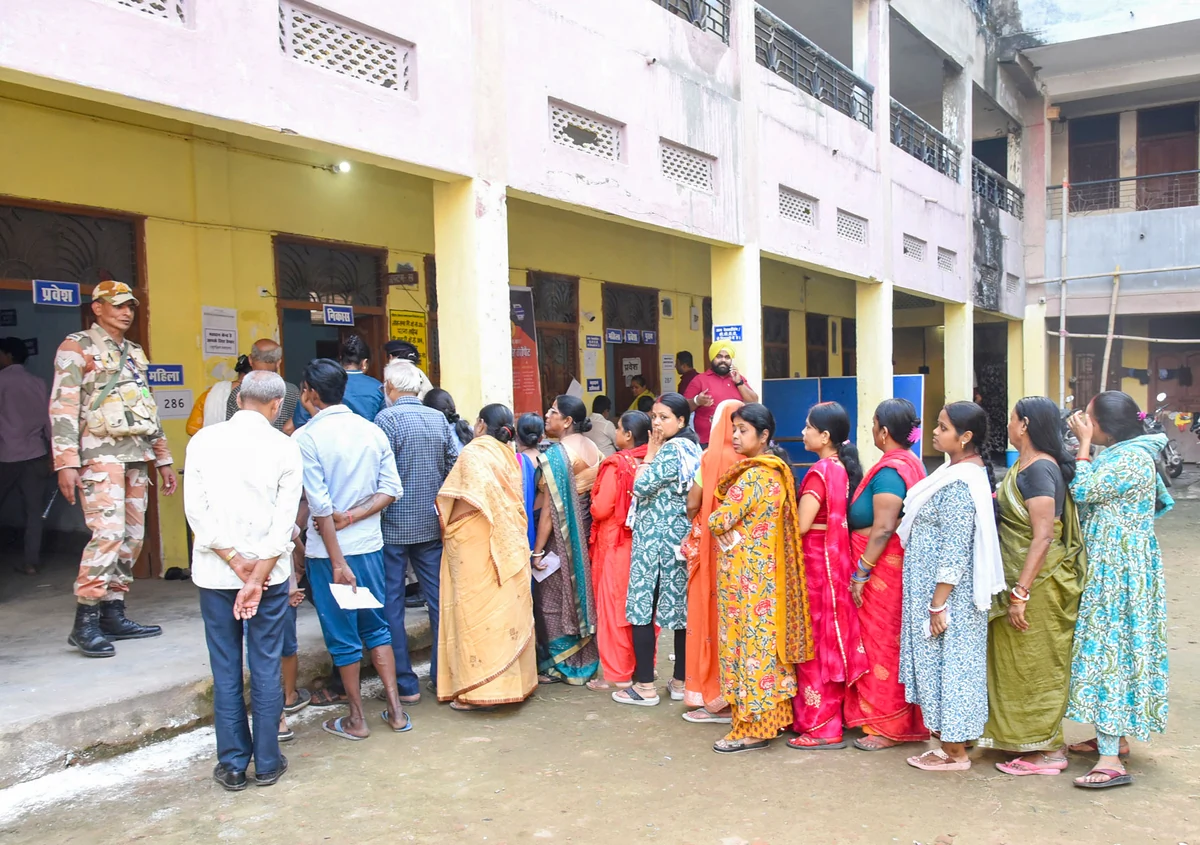 मतदान में रिकॉर्ड बढ़ोतरी, चुनाव आयोग ने बताया कैसे विशेष अभियान बने गेम-चेंजर