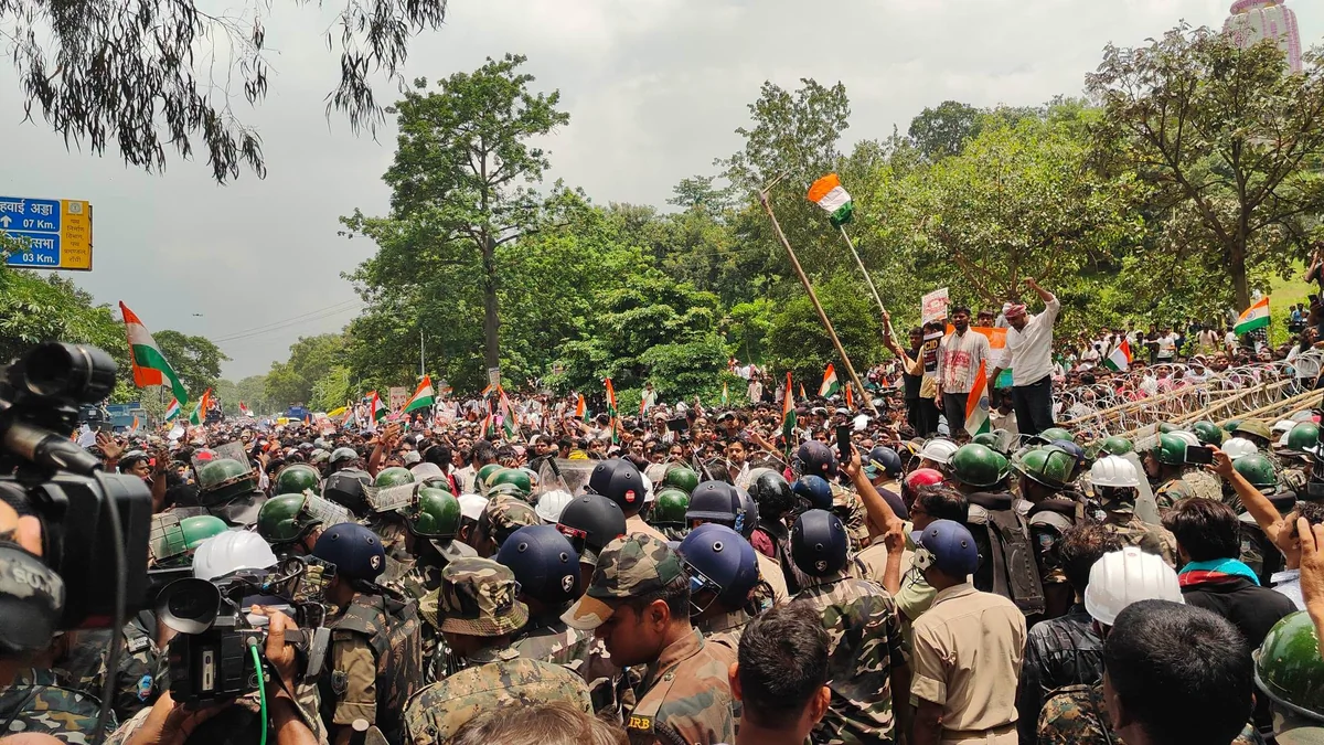 रांची विधानसभा घेराव: 100 नामजद समेत 600 प्रदर्शनकारियों पर FIR, पुलिसकर्मियों पर पथराव और हिंसा का आरोप