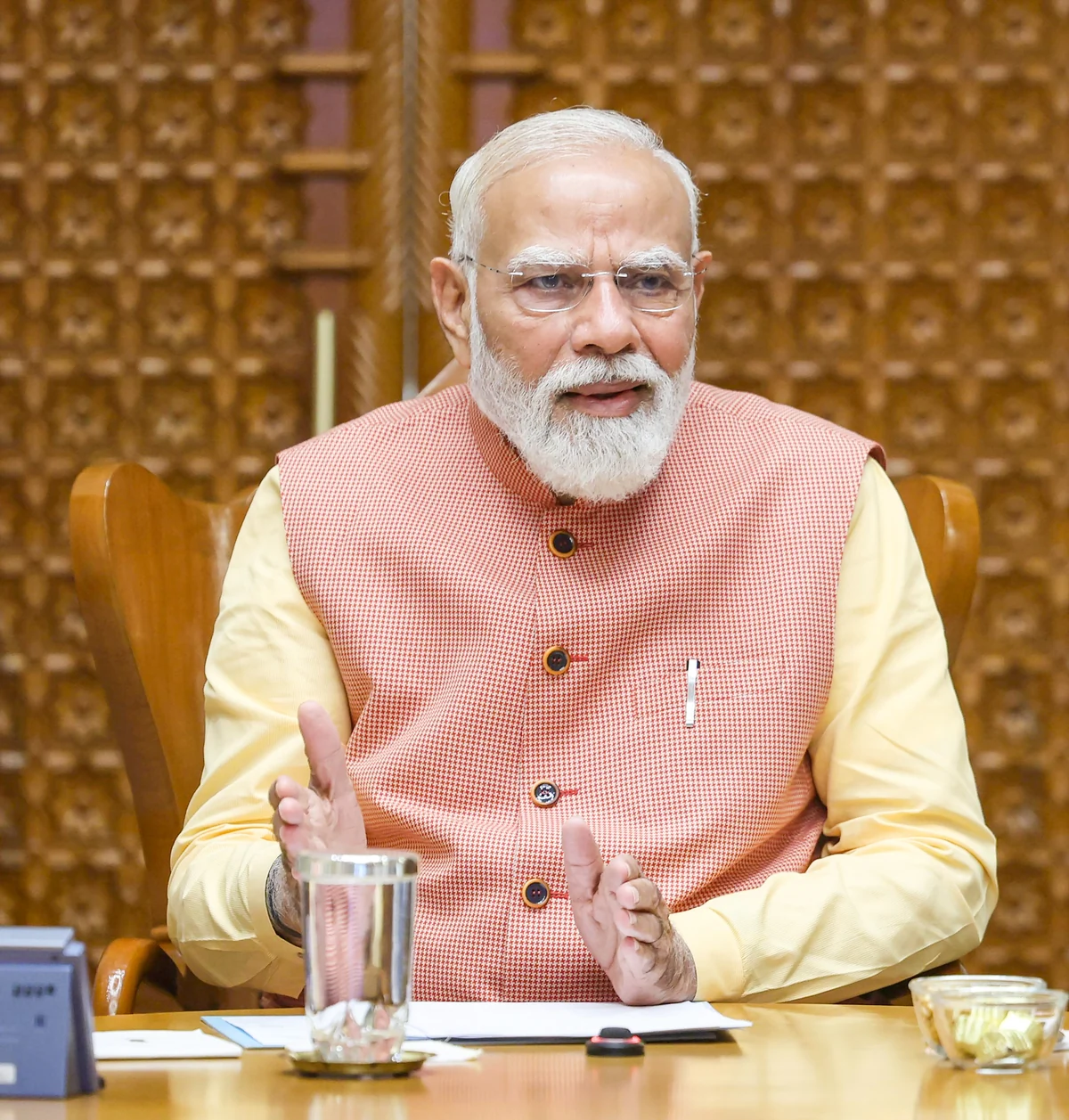 पश्चिम एशिया तनाव: पीएम मोदी ने की सुरक्षा मामलों की समीक्षा, ऊर्जा और खाद आपूर्ति पर दिए निर्देश