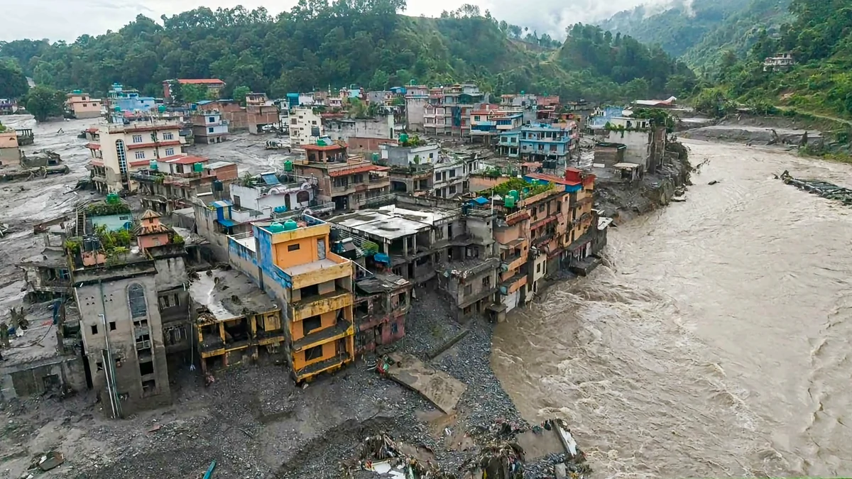 नेपाल में भयंकर बाढ़: 290 भारतीयों समेत 500 से ज़्यादा विदेशी नागरिक लापता