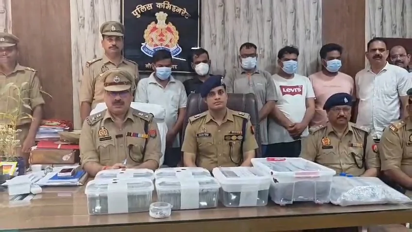 नोएडा: फर्जी GST अफसर बन कंसल्टेंट से 29 लाख लूटे, परिचित मास्टरमाइंड समेत 5 गिरफ्तार