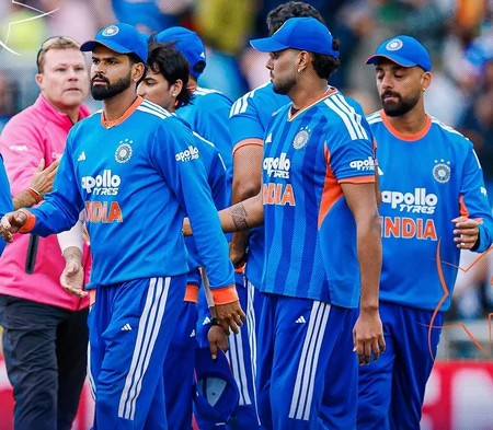 इंग्लैंड के खिलाफ तीसरे T20 में भारत की शर्मनाक हार, 76 रन पर सिमटी पूरी टीम