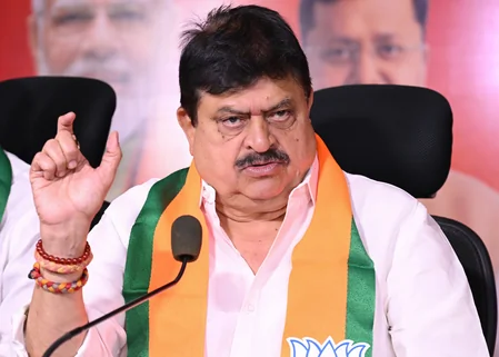 तेलंगाना: दलबदल करने वाले विधायक को अयोग्य ठहराने के हाईकोर्ट के फैसले का BJP ने किया स्वागत, सभी बागियों से मांगा इस्तीफा
