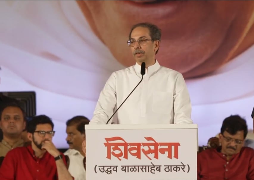 उद्धव ठाकरे का दशहरा रैली से सरकार पर हमला, बोले- 'जनहित में काम न करे तो सरकार बदल देनी चाहिए'