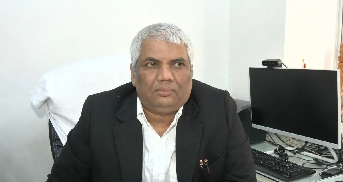 दिशा सालियान मामला: पिता सतीश सालियान ने आदित्य ठाकरे को भेजा 500 करोड़ का मानहानि नोटिस