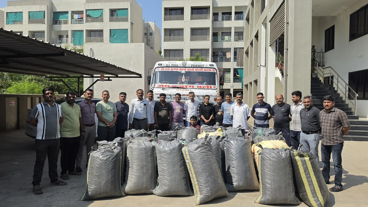 गुजरात: स्टील कॉइल की आड़ में करोड़ों की अफीम भूसी तस्करी का भंडाफोड़, एक गिरफ्तार