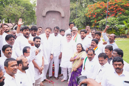 तेलंगाना: बहस से पहले राजनीतिक बवाल, BRS नेता हरीश राव हिरासत में, कांग्रेस और BRS आमने-सामने