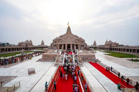 राम मंदिर ट्रस्ट की अहम बैठक 6 जुलाई को, चंपत राय और अनिल मिश्रा के इस्तीफ़ों पर होगा फ़ैसला