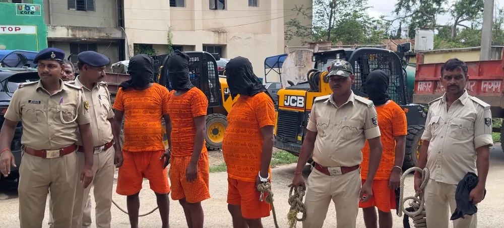 नालंदा: 72 घंटे में सुलझी देवीसराय डकैती, सरगना समेत 4 गिरफ्तार, लाखों के जेवर-कैश बरामद