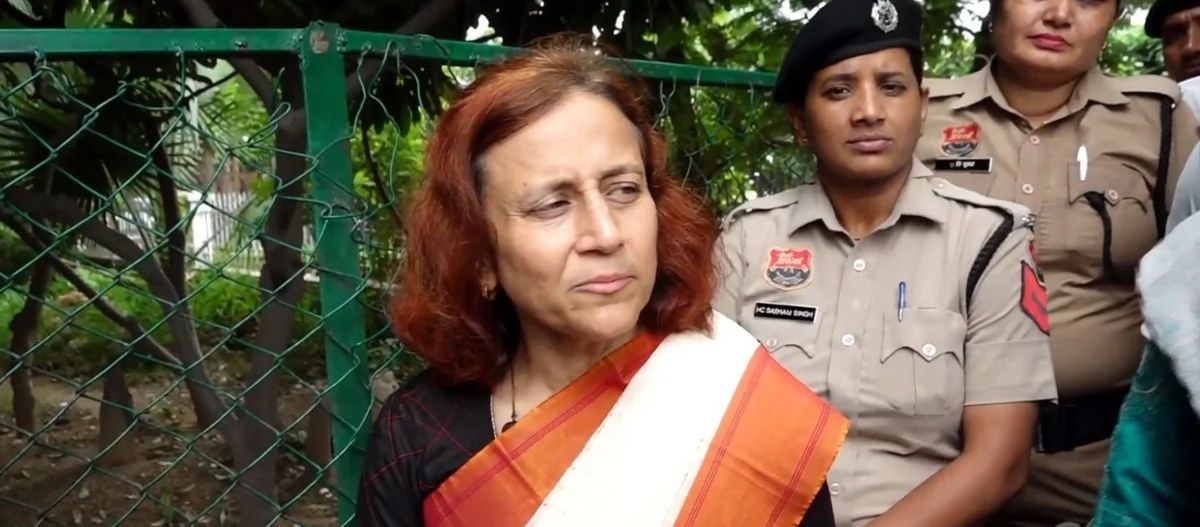 सरकार से लिखित आश्वासन के बाद सोनम वांगचुक ने अनशन तोड़ा, पत्नी गीतांजलि ने कहा- 'आंदोलन सफल रहा'