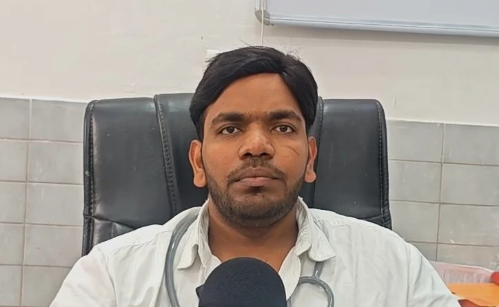 मऊ: गैंगस्टर एक्ट में वांछित इनामी गोतस्कर से पुलिस की मुठभेड़, पैर में गोली लगने के बाद गिरफ्तार