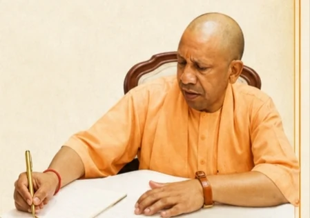 उत्तर प्रदेश को 'ग्लोबल मैनपावर हब' बनाने की तैयारी, योगी कैबिनेट ने नई कौशल विकास योजना को दी हरी झंडी