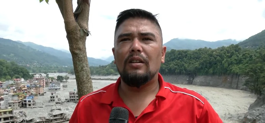 नेपाल बाढ़: 'चेतावनी मिली थी, पर तबाही का अंदाज़ा नहीं था' - पीड़ितों ने बयां किया दर्द