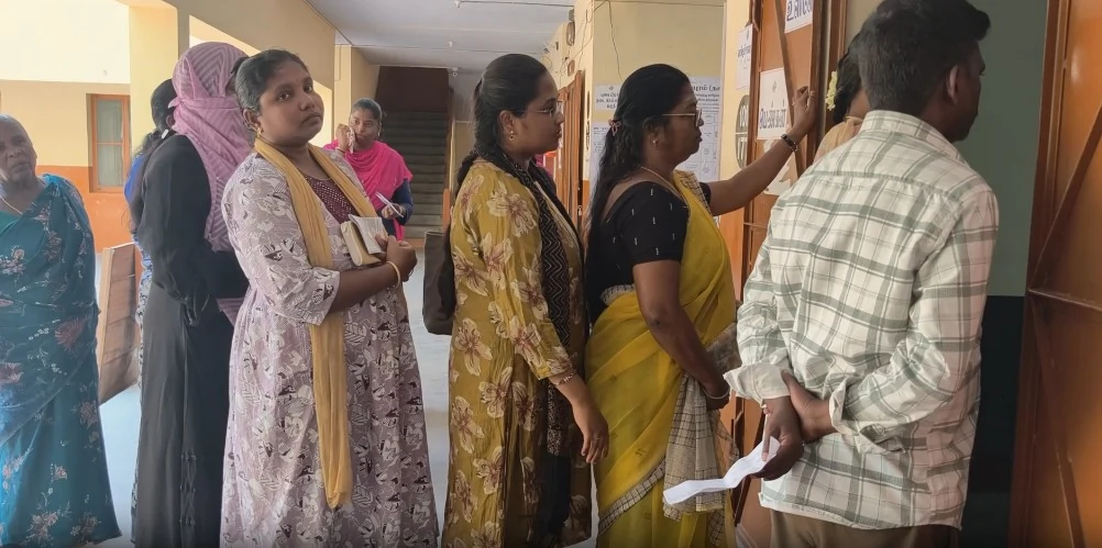 तमिलनाडु उपचुनाव: मदुरंतकम और धारापुरम सीटों पर दोपहर तक 55% से ज़्यादा मतदान