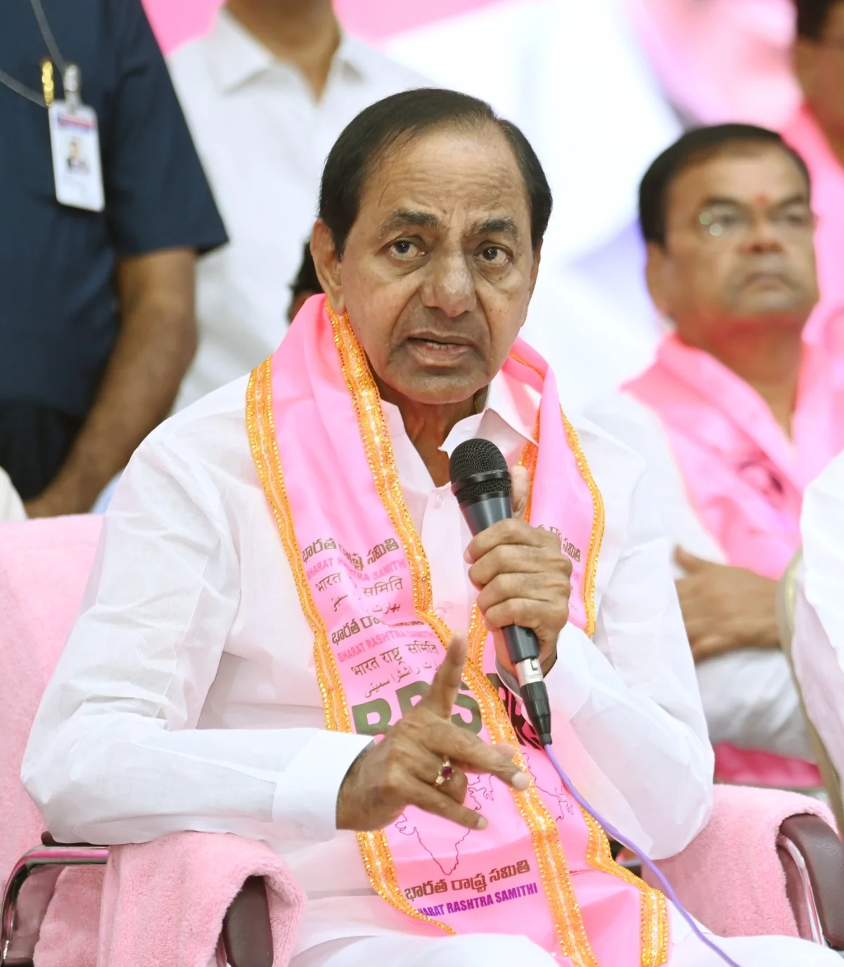 तेलंगाना: सिंचाई परियोजनाओं पर सरकार के रुख़ के ख़िलाफ़ KCR करेंगे बड़े आंदोलन का नेतृत्व