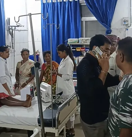 झारखंड: श्राद्ध कार्यक्रम में आसमानी बिजली का कहर, बच्ची समेत 2 की मौत, 5 घायल