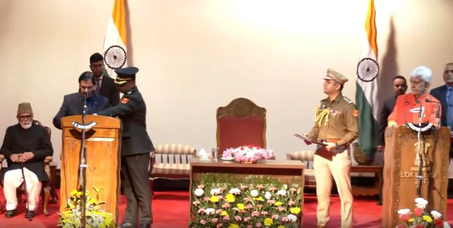 उमर अब्दुल्ला सरकार का विस्तार: J&K कैबिनेट में चार नए चेहरे शामिल, कुल संख्या 9 हुई