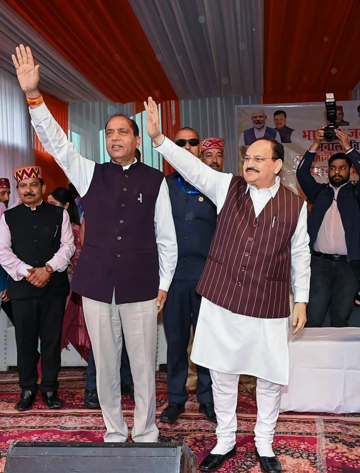 जेपी नड्डा का हिमाचल सरकार पर हमला: बोले- केंद्र से मदद के बावजूद विकास परियोजनाएं अटकीं