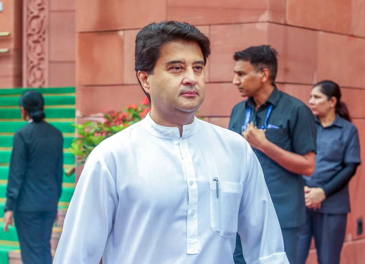 ग्वालियर में बनेगा भारत का पहला टेलीकॉम मैन्युफैक्चरिंग जोन, केंद्र सरकार देगी ₹493 करोड़ की मदद