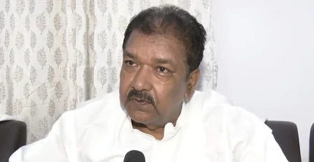 महिलाओं को 10 हजार देना रिश्वत? तेजस्वी के आरोप पर दिलीप जायसवाल बोले — 'बिना सोचे बयान देने की आदत'