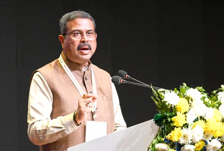 खनन कानून पर धर्मेंद्र प्रधान और नवीन पटनायक आमने-सामने, केंद्रीय मंत्री ने कहा - 'तथ्य छिपाकर गुमराह करना ठीक नहीं'