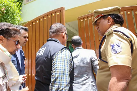 ट्विशा शर्मा सुसाइड केस: बहू को 'कातिल' कहने पर पूर्व जज की दलील- 'गुस्से में कहा था', HC में जमानत पर फैसला सुरक्षित