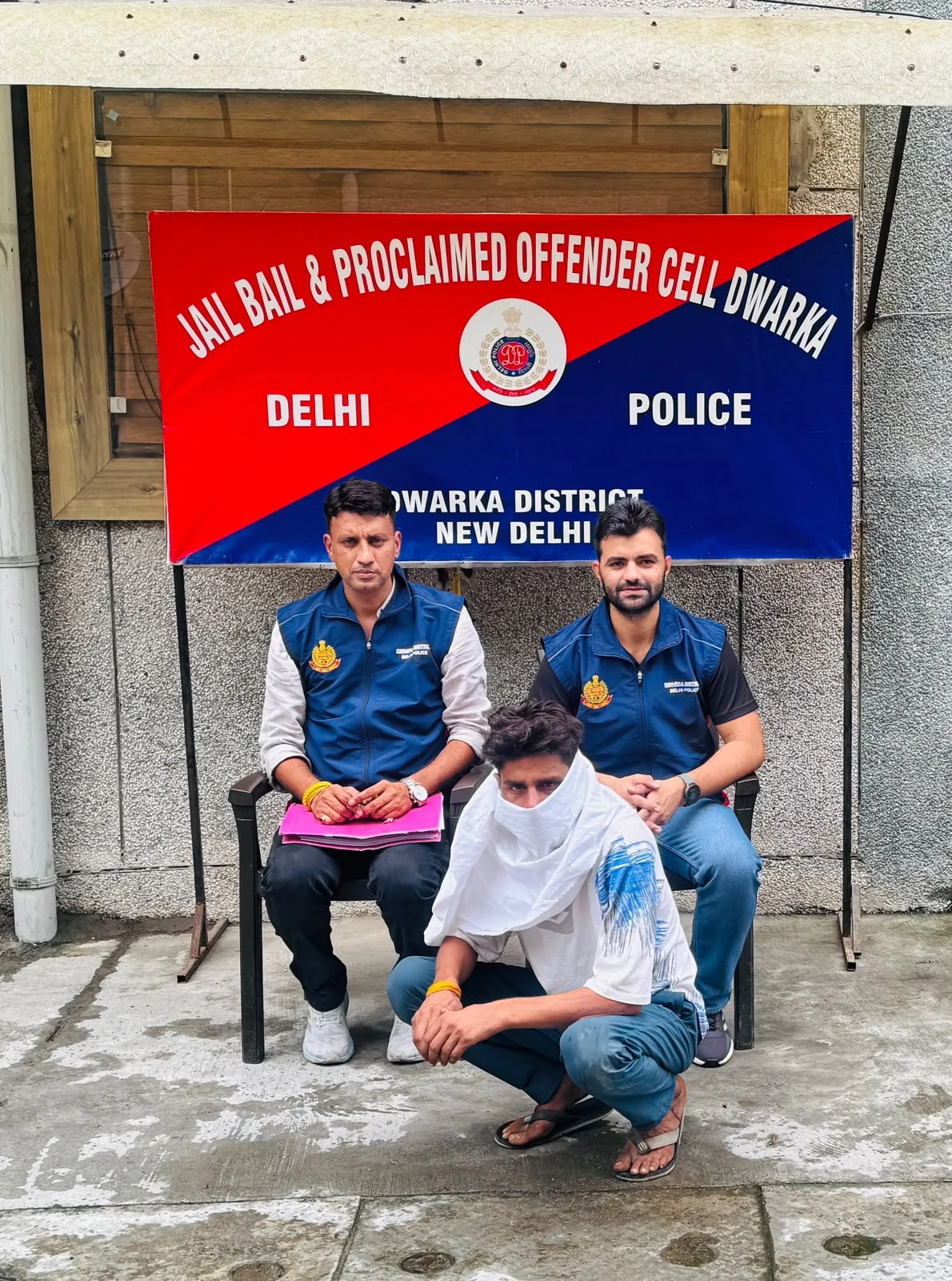 महिला से क्रूरता मामले में फरार चल रहा घोषित अपराधी हरियाणा से गिरफ्तार