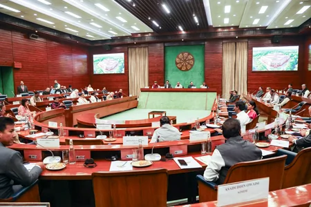 संसद का मानसून सत्र: सरकार ने सुचारू कार्यवाही के लिए बुलाई सर्वदलीय बैठक, सहयोग की अपील
