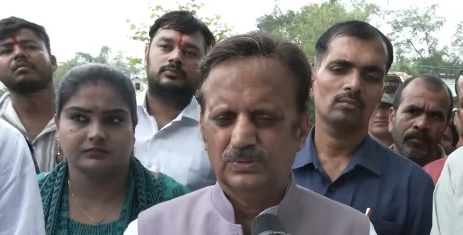 सागर में ज़हरीली शराब का क़हर: 13 लोगों की मौत, प्रशासन पर लापरवाही के गंभीर आरोप