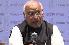 संसद घेराव में छात्रों पर बल प्रयोग: कांग्रेस अध्यक्ष खड़गे ने गृह मंत्री अमित शाह से जवाब मांगा