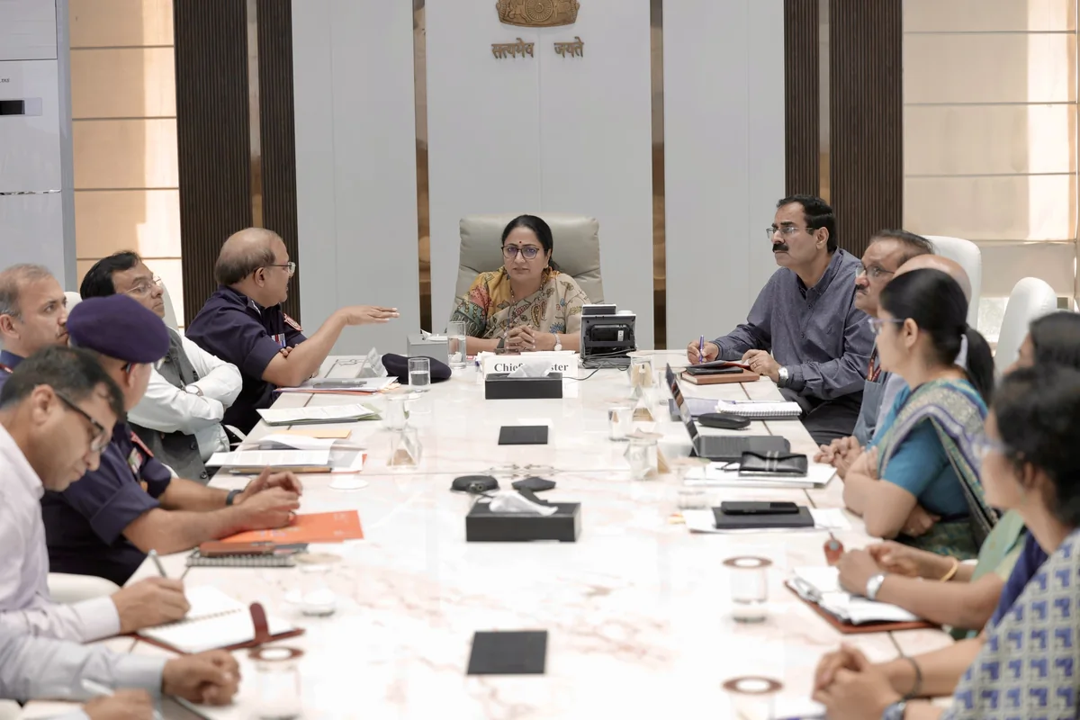 दिल्ली बना रहा है अपना आपदा राहत बल SDERF, मुख्यमंत्री रेखा गुप्ता ने दिए निर्देश