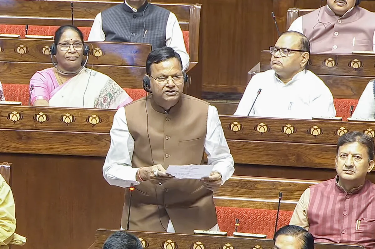 F&O ट्रेडिंग: सेबी के नए नियमों से घटा निवेशकों का कुल घाटा, लेकिन प्रति व्यक्ति नुकसान बढ़ा