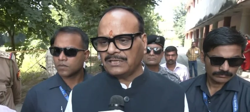 आजम खान पर ब्रजेश पाठक का हमला, बोले- 'बाबा साहेब को भूमाफिया कहने वाले को जनता स्वीकार नहीं करेगी'