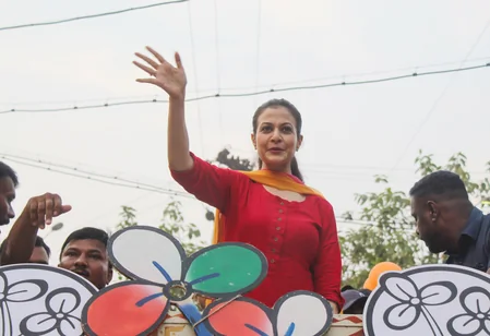तृणमूल कांग्रेस को बड़ा झटका: अभिनेत्री और राज्यसभा सांसद कोयल मलिक ने दिया इस्तीफा