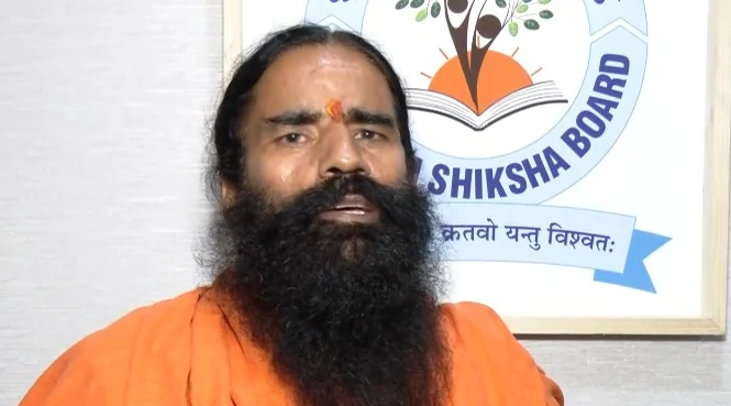 संसद में पप्पू यादव के 'भगवा' प्रदर्शन पर बोले बाबा रामदेव — 'सनातन का अपमान घोर अपराध'
