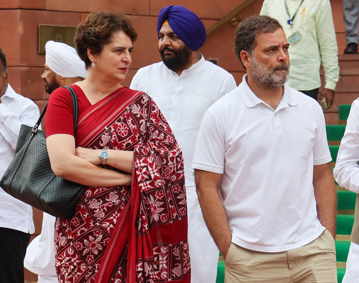 परीक्षा व्यवस्था पर राहुल गांधी का सरकार पर निशाना, कहा- युवाओं के भविष्य पर संसद में चर्चा क्यों नहीं?