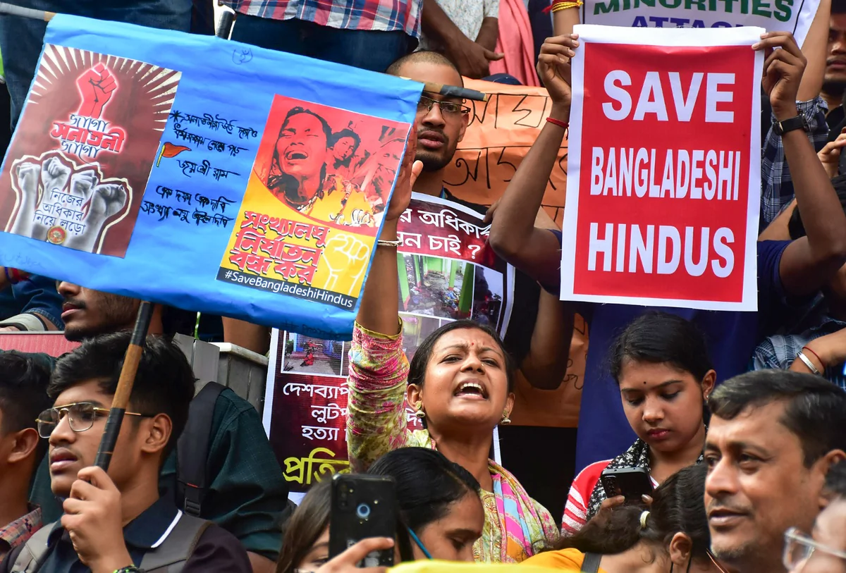 बांग्लादेश: दुर्गा पूजा से पहले हिंदू परिवार की हत्या पर उठे सवाल, अवामी लीग ने सुरक्षा पर चिंता जताई