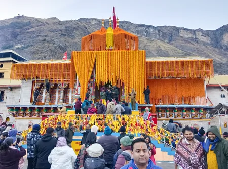 बद्रीनाथ मंदिर: जांच रिपोर्ट में दान की रकम में बार-बार चोरी का खुलासा, SIT ने सौंपे सुझाव