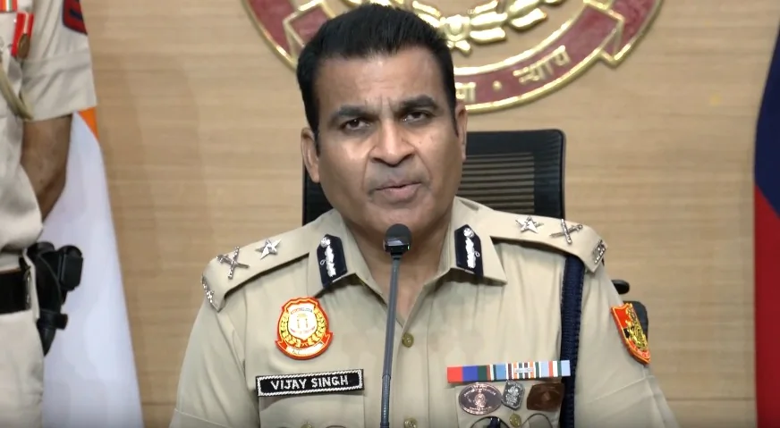 दिल्ली: पुलिस मुठभेड़ में नीरज बवाना गैंग का शातिर बदमाश 'सविंदर उर्फ पागल' गिरफ्तार