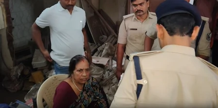 भोजपुर हत्याकांड: तेजस्वी यादव ने मृतक कस्टम अधिकारी के परिवार से की बात, न्याय का भरोसा दिलाया