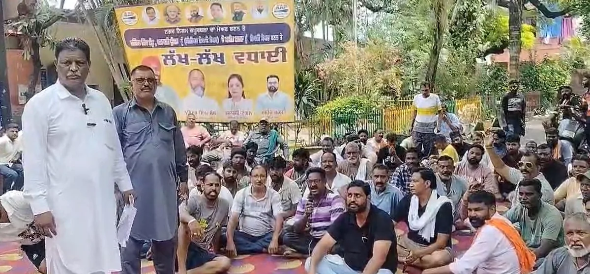 बरनाला लाठीचार्ज: पंजाब में 25,000 सफाई कर्मचारी हड़ताल पर, शहरों में कचरा संकट की आशंका