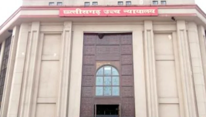 छत्तीसगढ़ हाईकोर्ट में नौकरी का मौका: लीगल असिस्टेंट के 11 पदों के लिए 31 अक्टूबर तक करें आवेदन