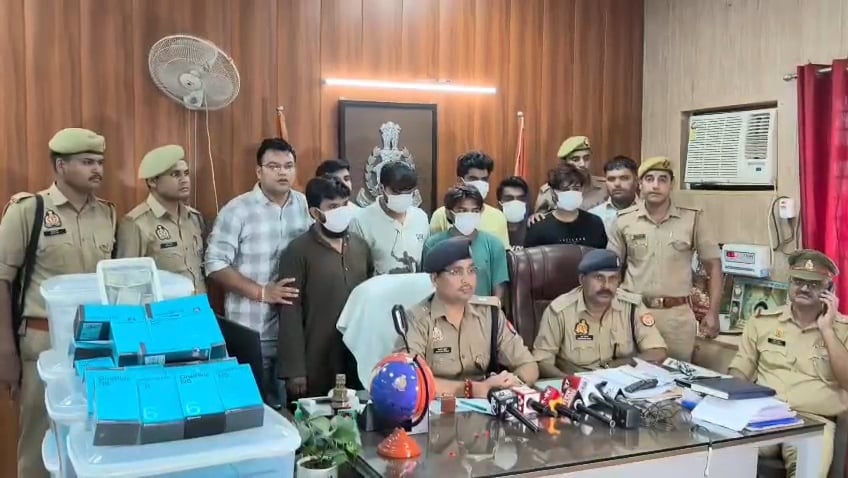 ग्रेटर नोएडा: कंपनी से 50 लाख के मोबाइल चुराने वाले गिरोह का भंडाफोड़, मास्टरमाइंड समेत 6 गिरफ्तार