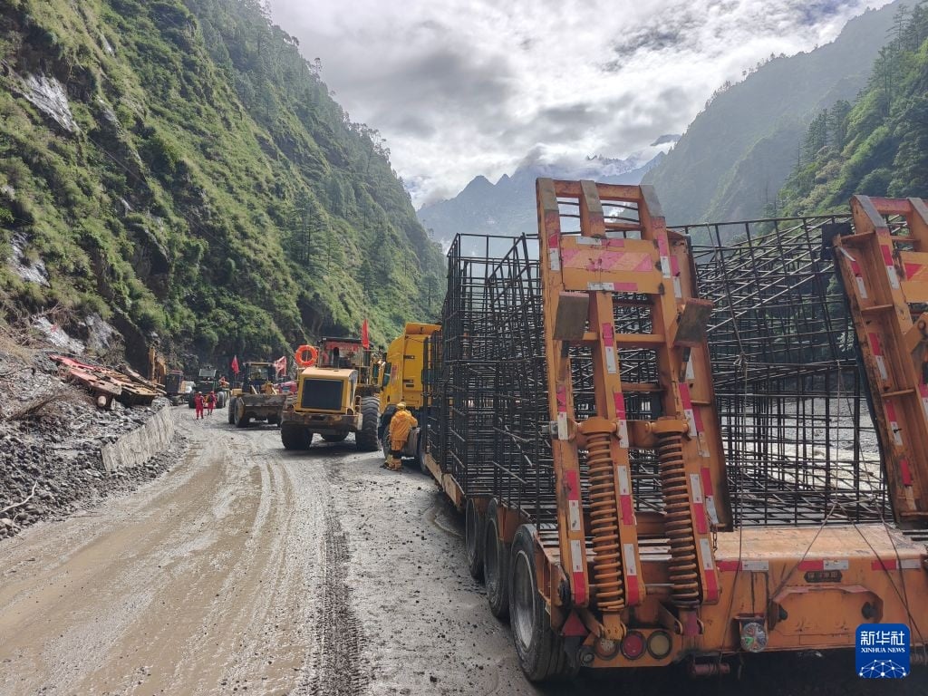 चीन: शीत्सांग भूस्खलन में बचाव कार्य जारी, 16 की मौत और 546 लोग लापता